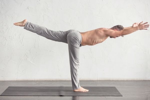 ενα απο τα οφελη της yoga γιογκα ειναι η βελτιωση της στασης σωματος