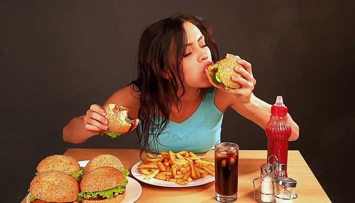 Συναισθηματική διατροφή: wtf γιατί δεν σταματάω να τρώω ενώ χορταίνω;