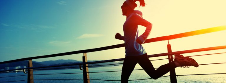 Τι να αλλάξουμε για να πονούν λιγότερο τα γόνατά μας στο τρέξιμο