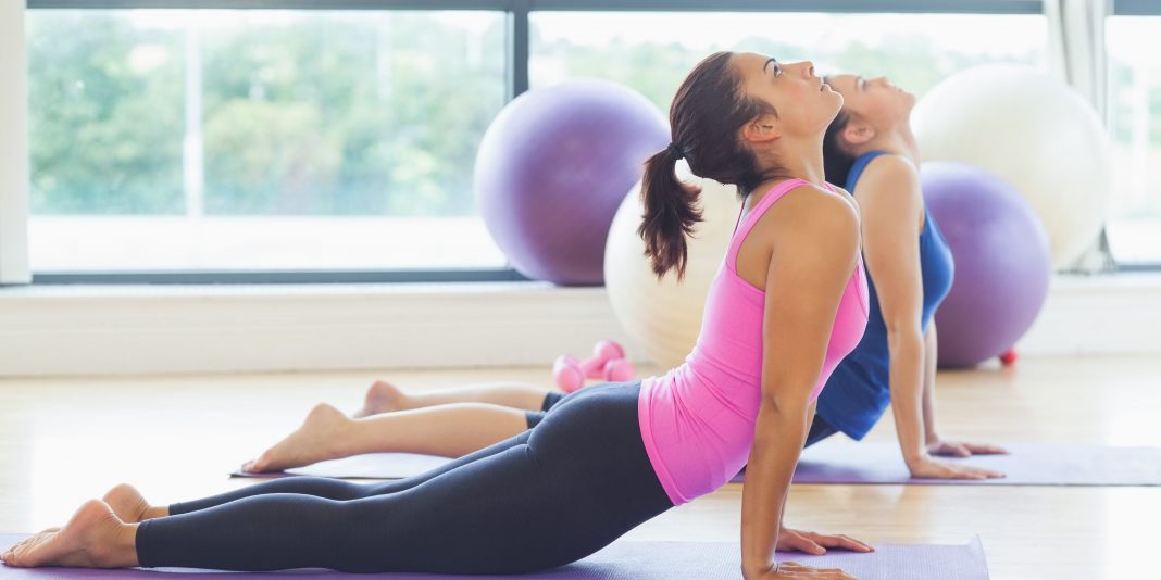 ασκήσεις yoga για τον πόνο της μέσης