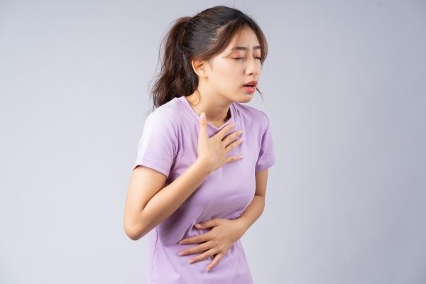 γαστροοισοφαγικη παλινδρομηση και πονος στο στομαχι